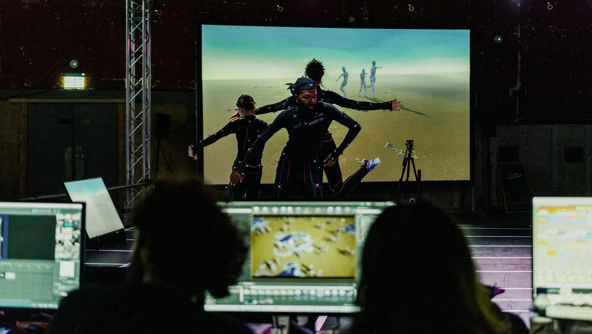 Virtual Crossings